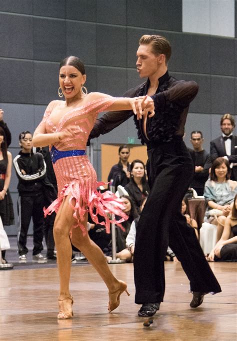 Latin Dance Singapore: Sizzling Moves and Rhythmic Delights