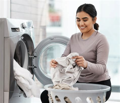 Laundromat Lake Worth: The Ultimate Guide to Clean Clothes and Convenience