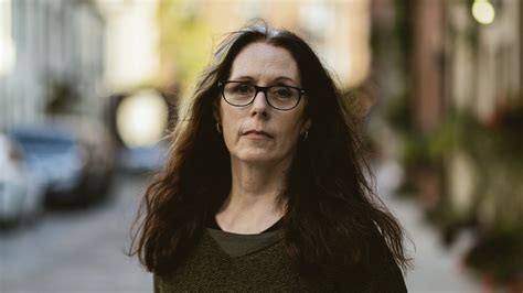 Laurie Halse Anderson: A Renowned Author's Personal Life and Social Media Presence