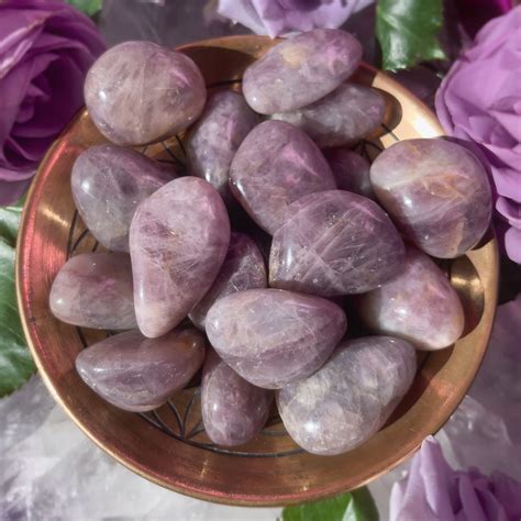 Lavender Rose Quartz: A Stone of Love, Healing, and Spiritual Growth