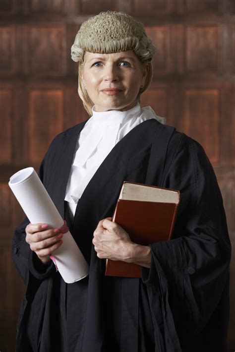 Lawyers in England: Unveiling the Intriguing World of Wigs