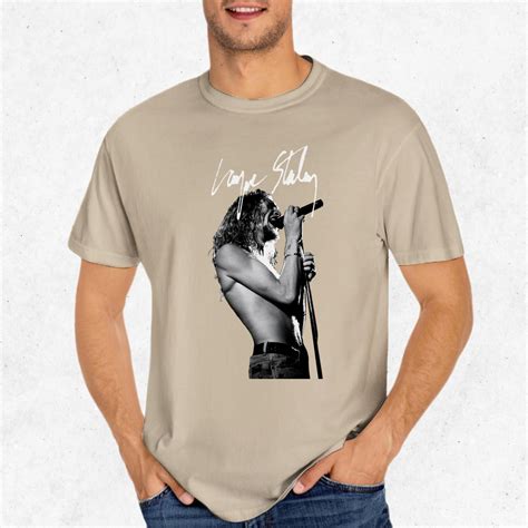 Layne Staley T-Shirt: A Tribute to the Grunge Icon