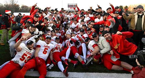 Le Rouge et Or : Un siècle d'excellence footballistique à l'Université Laval