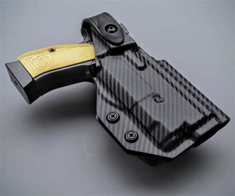 Legacy Holster: A Timeless Tradition for Firearm Protection