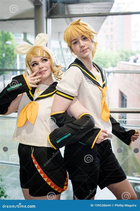 Len and Rin Cosplay: The Ultimate Guide to Dressing Up as the Beloved Vocaloids