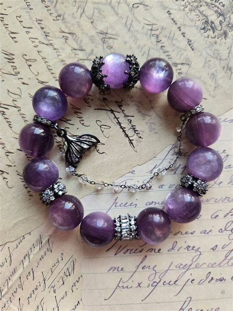 Lepidolite Bracelet 2025: Serenity vs Elegance