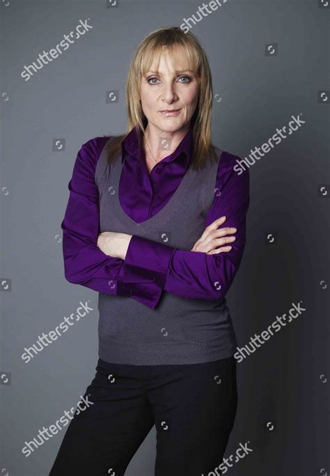 Lesley Sharp: Janet Scott