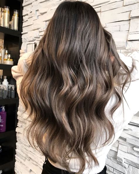 Light Ash Brown: The Perfect Hair Color for 10,000+ Reasons