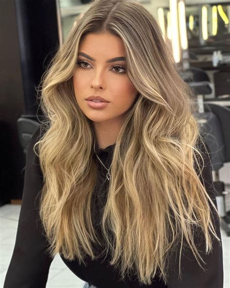 Light Blonde Hair: 40+ Stunning Shades & Everything You Need to Know