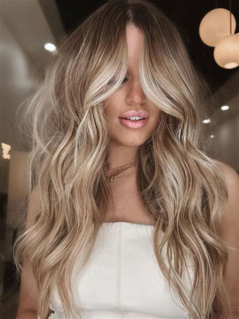 Light Blonde Hair: A Guide to Achieving the Perfect Shade