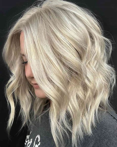 Light Blonde Hair: An Overview