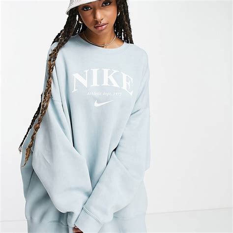 Light Blue Nike Sweatshirt: A Comprehensive Guide to Style and Comfort