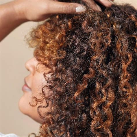 Light Brown Curly Hair: A Guide to Care, Styling, and Inspiration