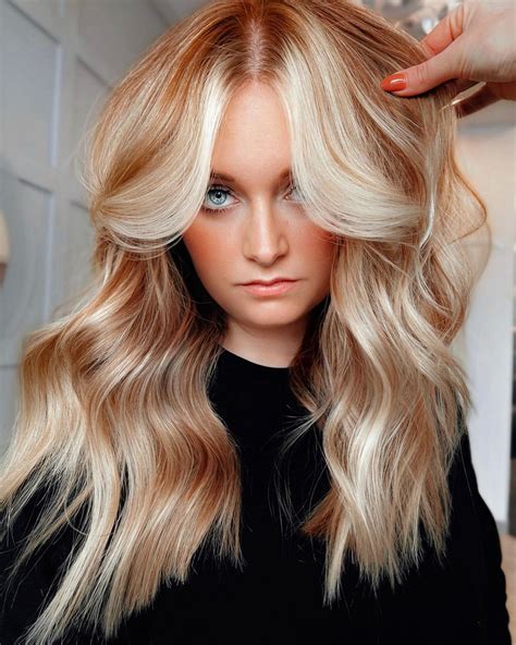 Light Strawberry Blonde: An Alluring Hair Color for Every Season