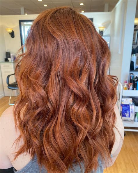 Light copper auburn: