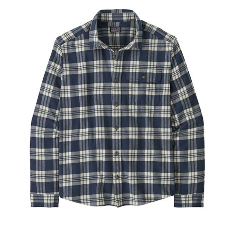 Lightweight Flannel Shirts: A Versatile and Comfortable Base Layer for Everyday Wear