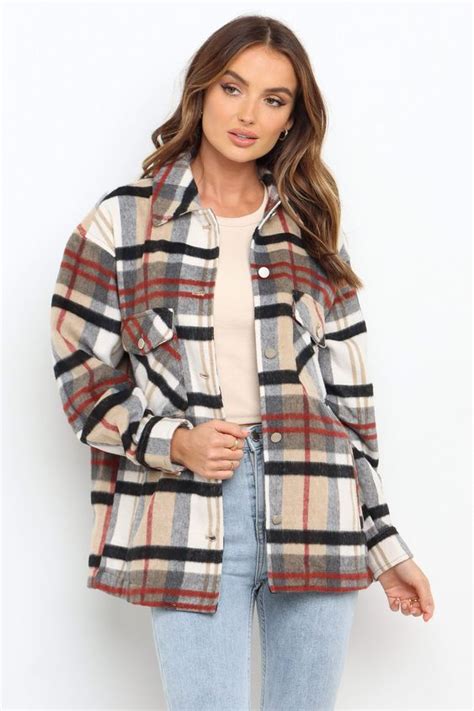 Lightweight Flannel Shirts for Women: A Versatile and Cozy Choice