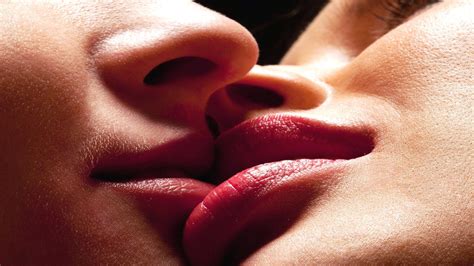 Like a Kiss on the Lips Reader