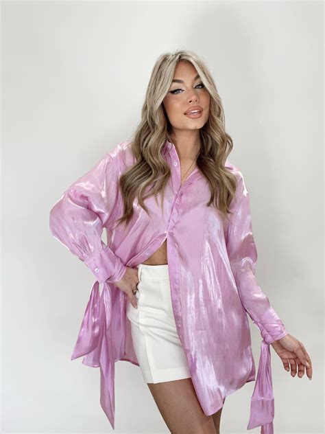 Lilac Button Down Shirt: A Versatile Wardrobe Staple for Spring