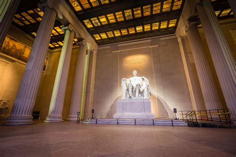 Lincoln Memorial: