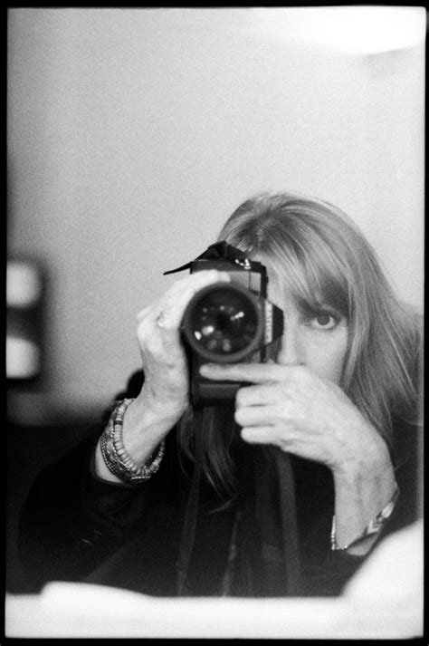 Linda McCartney Life in Photographs Reader