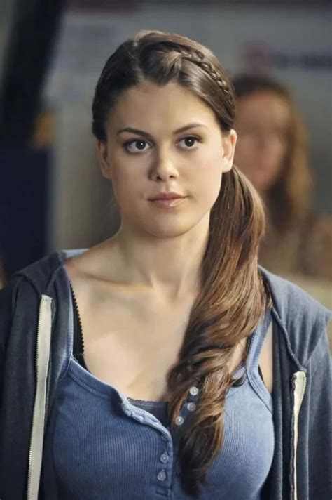 Lindsey Shaw: A Captivating Beauty with a Magnetic Presence