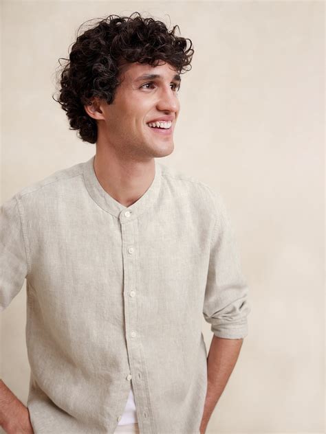 Linen Band Collar Shirt: A Timeless Staple for Versatile Style