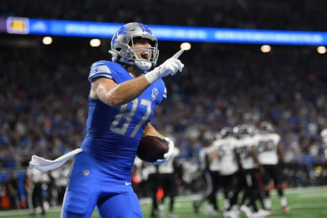 Lions vs. Raiders Player Props:
Everything You Need to Know