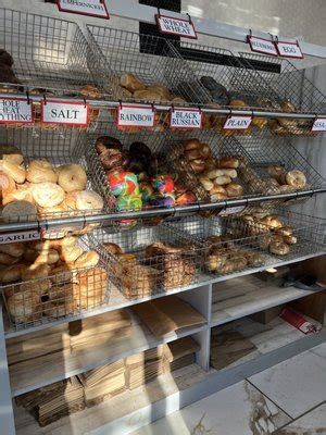 Livingston Bagel: A New Jersey Gem With 3,000 Delighted Customers Daily