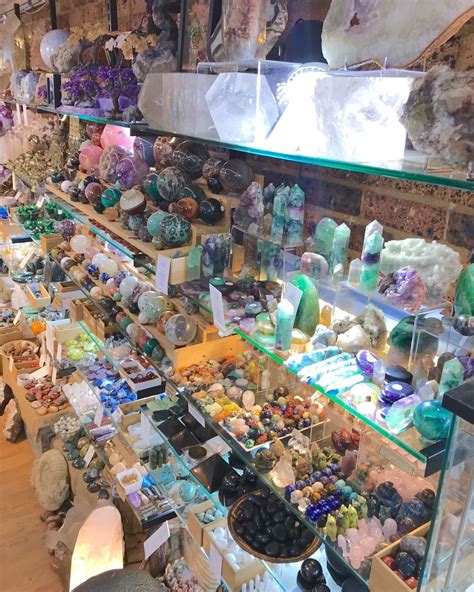 Local Crystal Shops: A Gemstone Haven for Transformation and Well-being