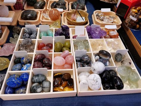 Local Crystal Shops: A Gemstone Oasis in Your Community