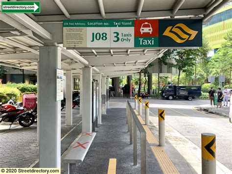 Locating the Elusive Marina Square Taxi Stands