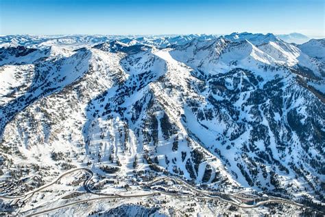 Lodging at Snowbird, Utah: 5-Star Comfort and Convenience