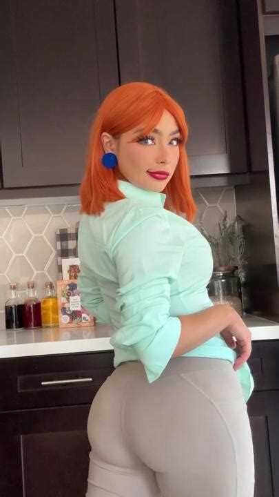 Lois Griffin Cosplay: A Comprehensive Guide for Aspiring Cosplayers