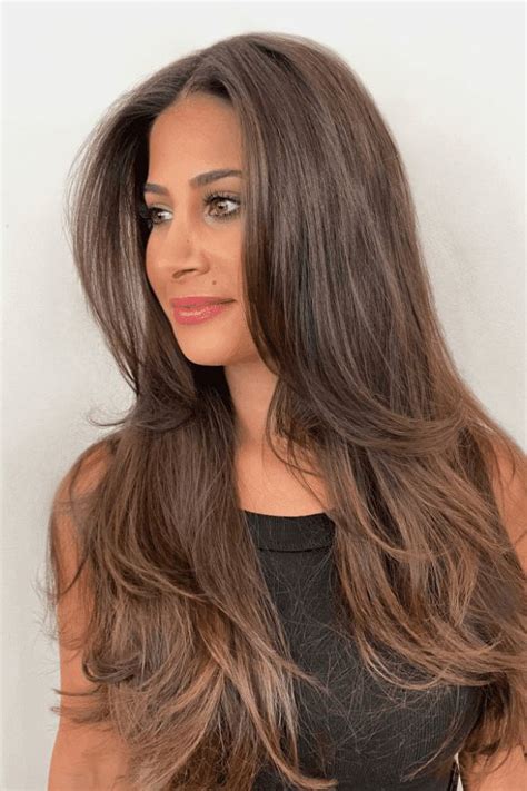 Long, Lustrous Locks: Captivating Hairstyles with Highlights