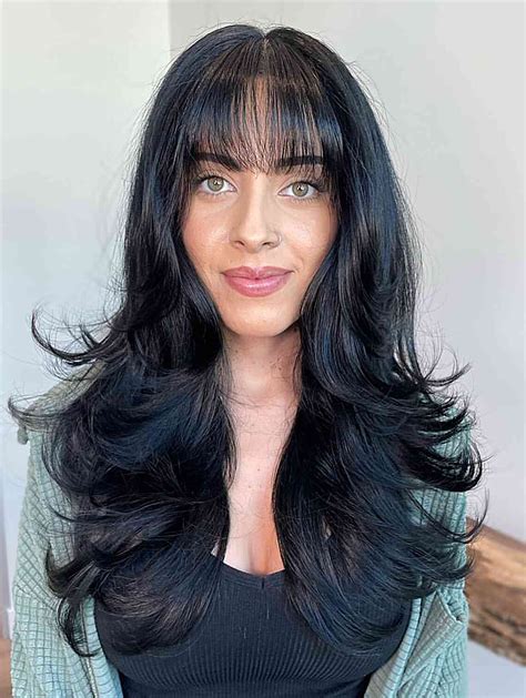 Long Hair Wig Lace Front Layered Wigs Synthetic Wavy Wigs: 2025 Market Analysis VS Future Trends