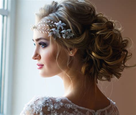 Look Flawless on Your Wedding Day: Effortless Elegance with Updo Wigs for Weddings