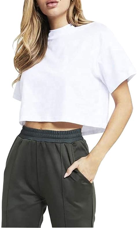 Loose Crop Shirts: The Ultimate Fashion Statement