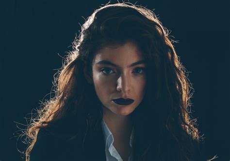 Lorde: A Melodic Marvel from New Zealand