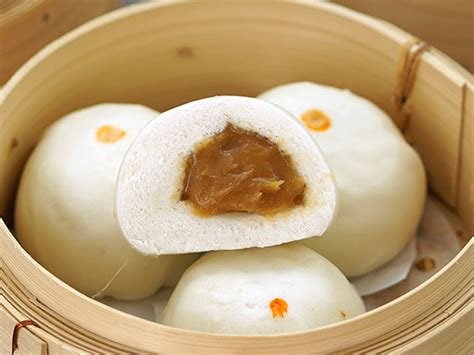 Lotus Seed Paste Bun: