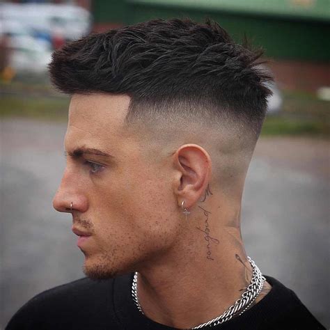 Low Fade (Skin Fade):