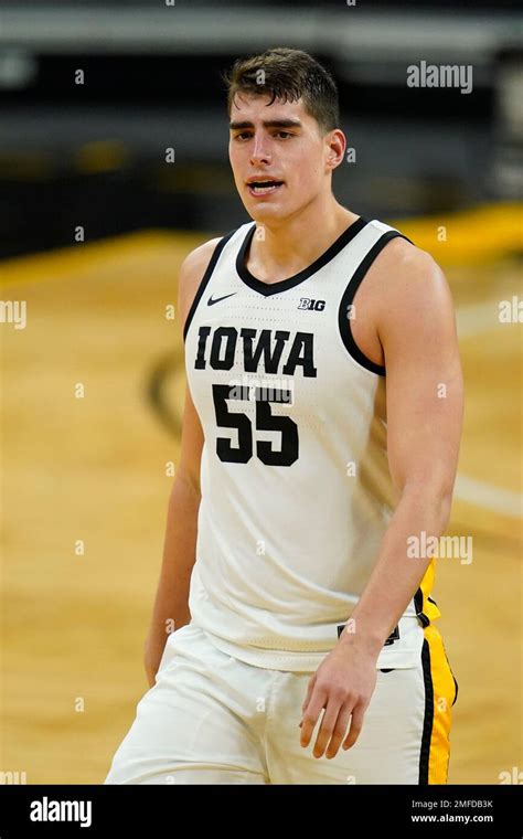 Luka Garza: A Force on the Court