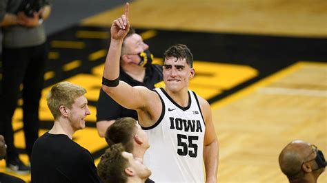 Luka Garza: The Rising Star of Men's College Basketball