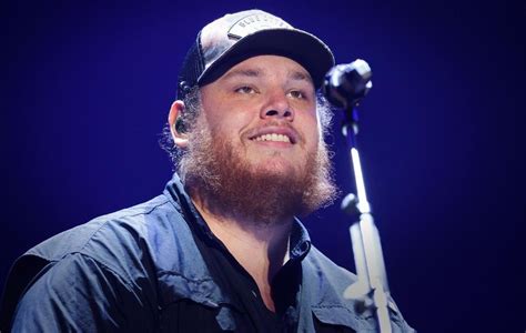 Luke Combs: The Rising Star with a Humble Heart