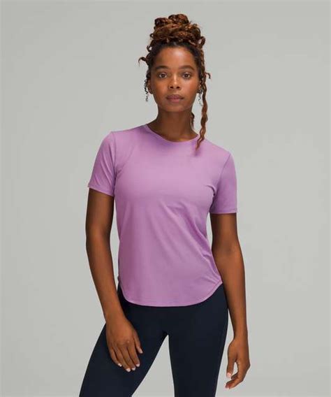 Lululemon Tee Shirt: The Perfect Fit for Your Active Lifestyle