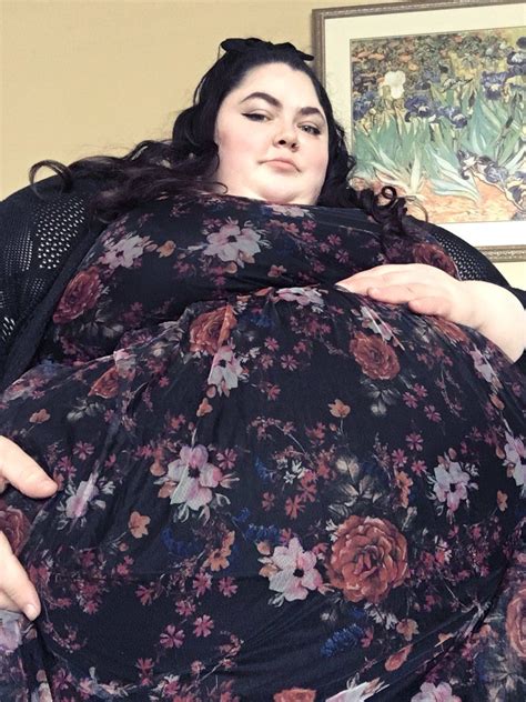 Luna Love SSBBW: Unveiling the Enchanting World of Curves and Confidence