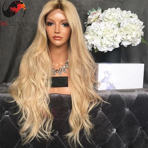 Luxurious 26" Long Wavy Full Lace Two Tone Wigs: A Paradigm of Style and Elegance