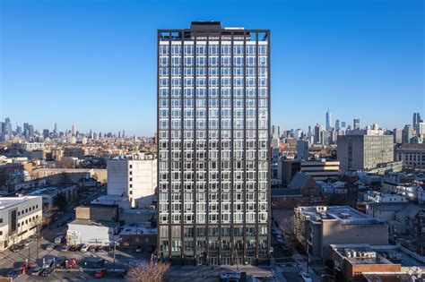 Luxury Apartments in Jersey City: A Guide to the Top 5 Buildings