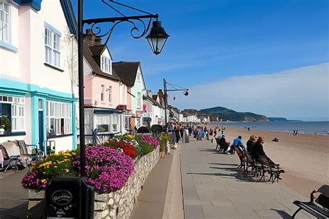 Lyme Regis: A Coastal Gem with Timeless Charm