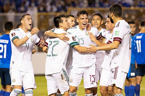 México x Costa Rica: Um Duelo de Gigantes da CONCACAF